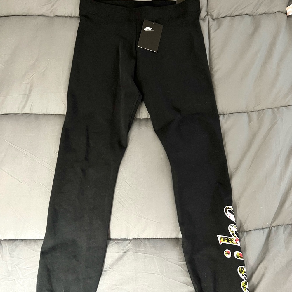 Black Nike Leggings